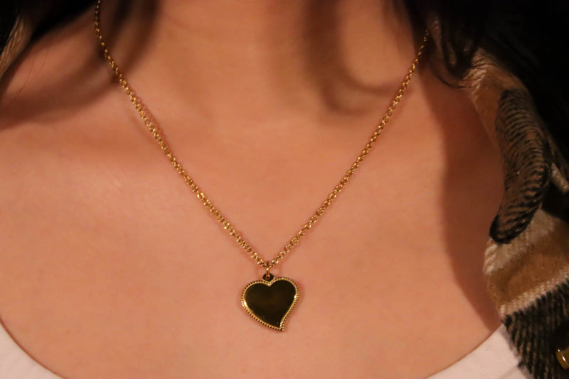 Golden Heart Pendant w/ Chain